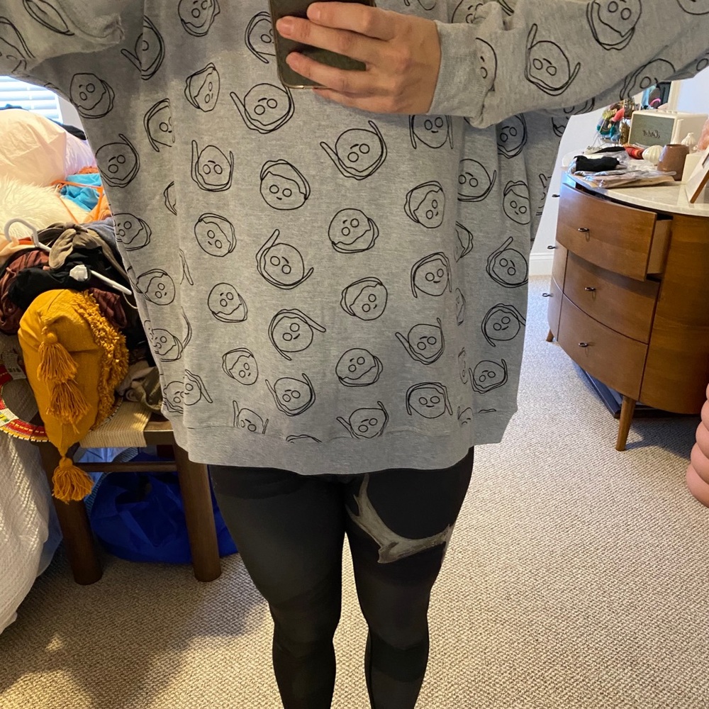 Kid + Kind WOMEN'S OVERSIZED SWEATSHIRT in GREY